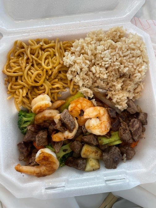 E18.Steak & Scallop Hibachi.