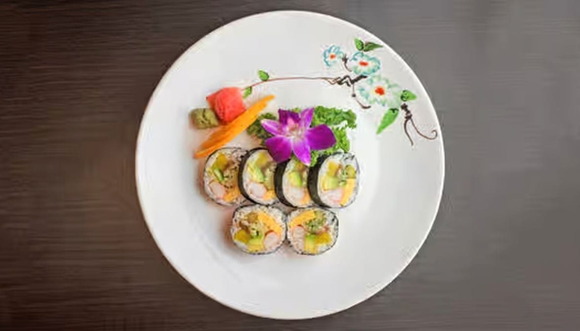 C20.Veggie Combo Roll.