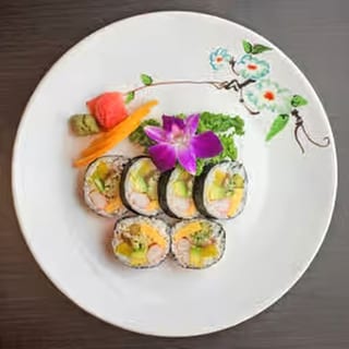 C20.Veggie Combo Roll