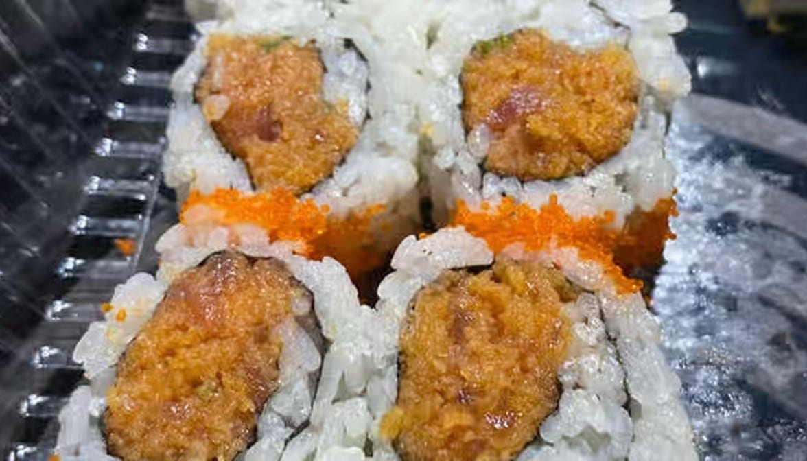 C6.Spicy Tuna Roll.