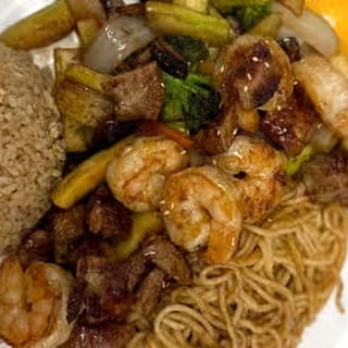 E11.Steak & Shrimp Hibachi