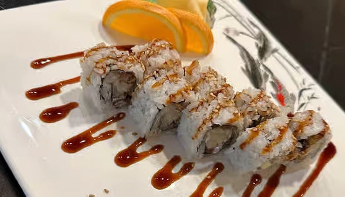 C31.Salmon Skin Cucumber Roll.