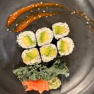 C18.Avocado Roll