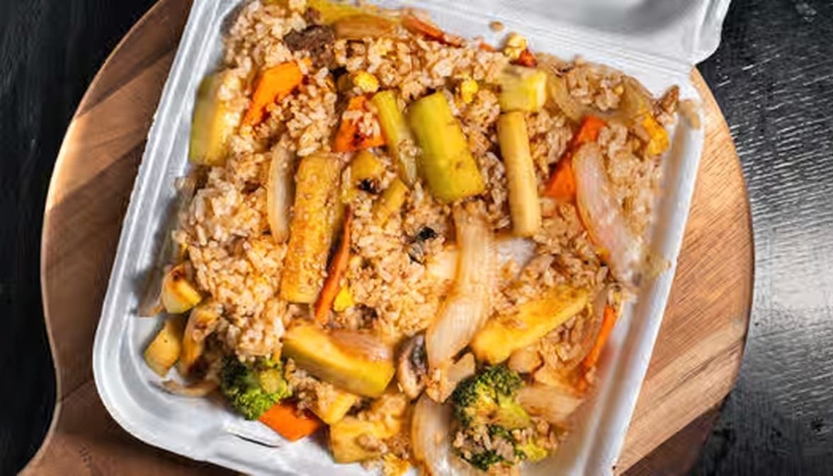 E27.Vegetable Japanese Fried Rice.